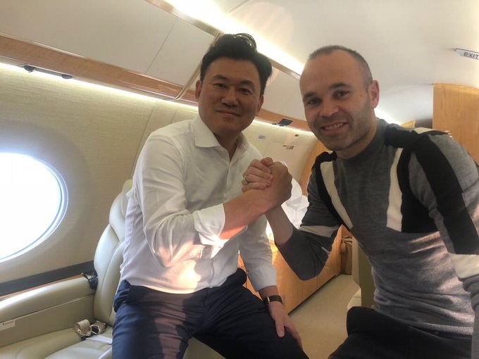 Andres Iniesta confirms next move