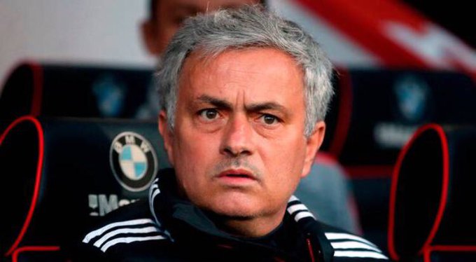 Man United squad unhappy with Mourinho’s team selection in FA Cup final