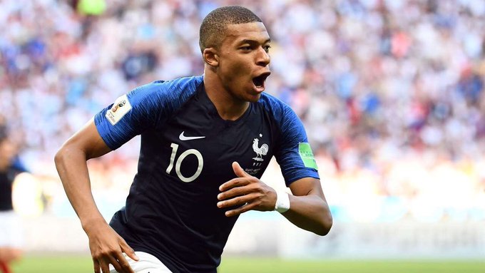 Real Madrid respond to claims of a £239m Mbappe deal with PSG
