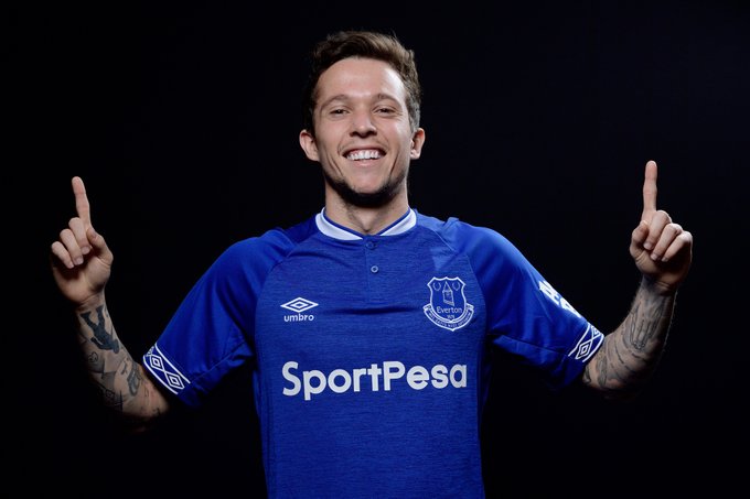 Bernard reveals why he rejected Chelsea for Everton