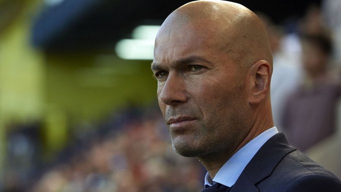 Zidane tells friends he wants to replace Mourinho at United