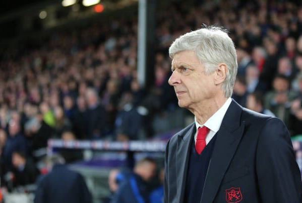 Bayern Munich fuel Wenger rumours by calling shock press conference