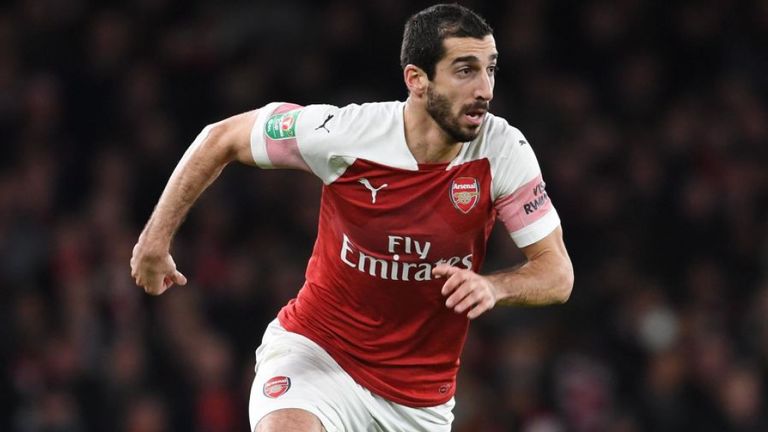 Mkhitaryan out for six weeks with fractured metatarsal