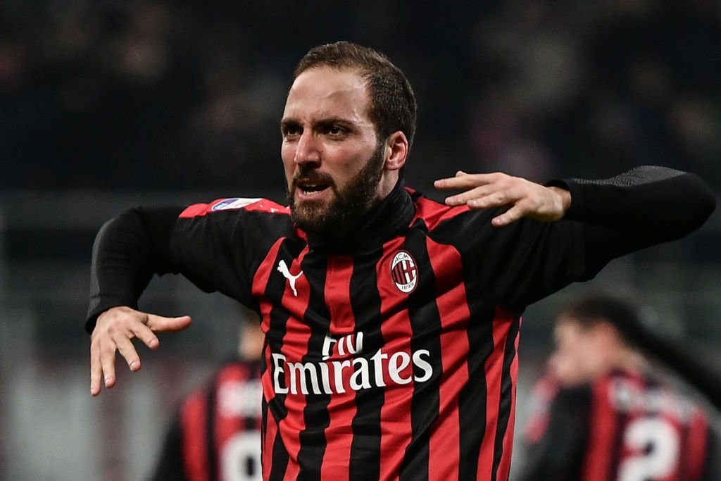 Gonzalo Higuain to join Chelsea after accepting offer