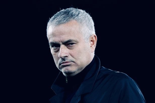 Mourinho hits out at Manchester United transfer policy