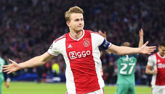 Ajax defender Matthijs de Ligt drops Man United hint on Instagram