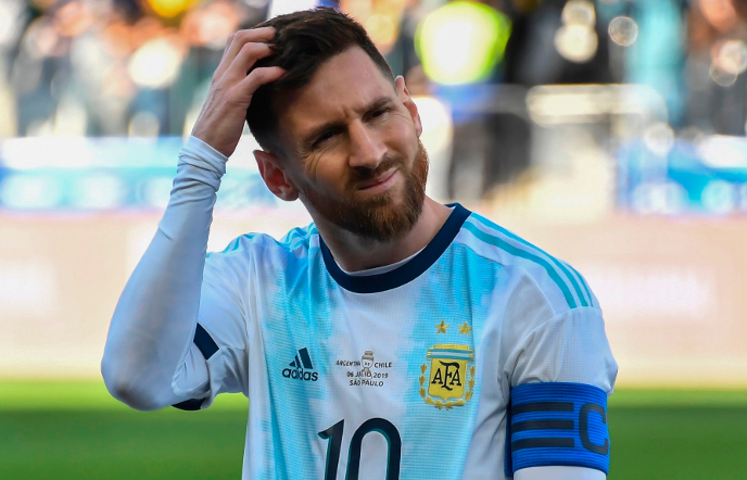 Lionel Messi banned from national team for three months