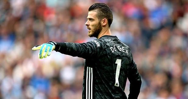 Mourinho takes swipe at Man Utd and ‘lucky’ De Gea over new deal