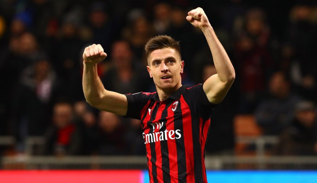 Man Utd approach AC Milan over the signing of Krzysztof Piatek