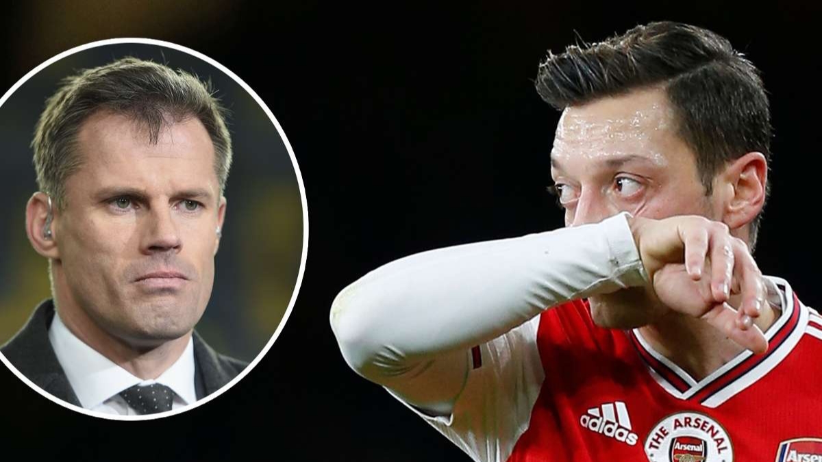 Carragher hits out at Mesut Ozil for refusing to take 12.5% pay cut