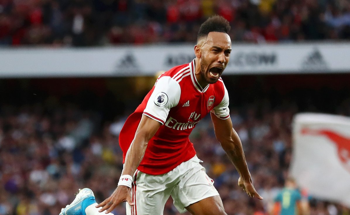 Chelsea to move for Aubameyang as they believe Arsenal will be forced to sell