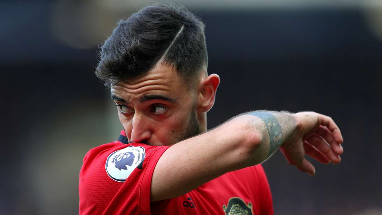 Rene Meulensteen names the two Man Utd players that could replace Fernandes