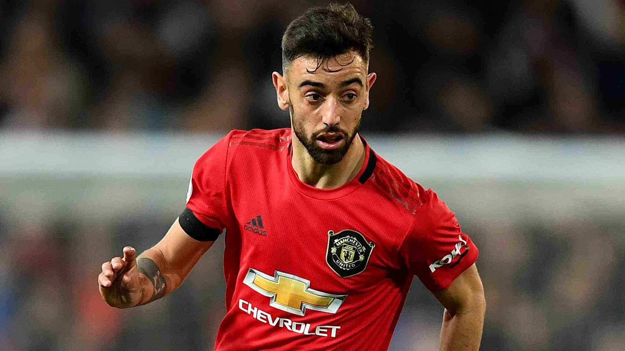 Fernandes reveals the Premier League club he nearly joined before Man Utd