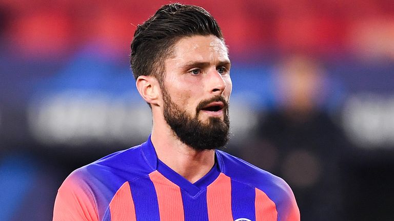 Olivier Giroud confirms decision over Chelsea future