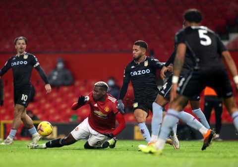 Pogba caught telling Luke Shaw to dive moments before Man Utd penalty