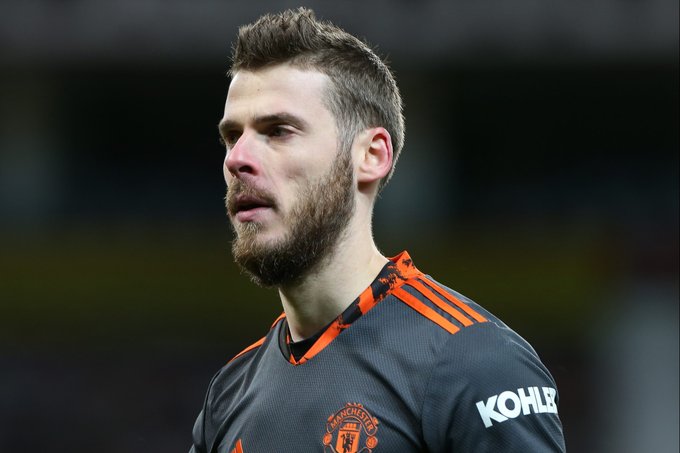 Solskjaer warns De Gea about his position after costly blunders in Everton draw