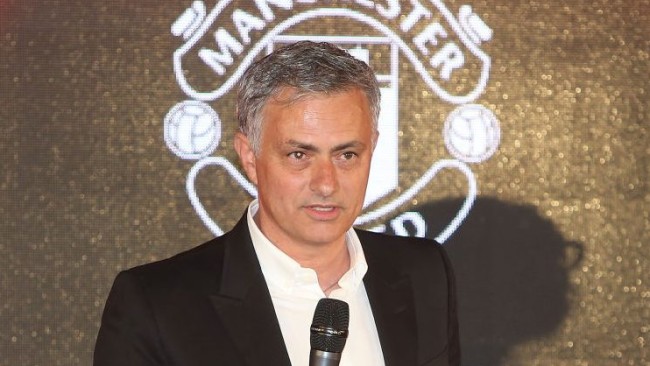 Mourinho’s made-up award forced Man Utd to give McTominay candlestick holder