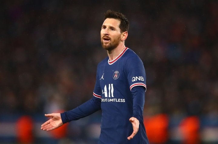 Lionel Messi names his five favourites for the Champions League title this season