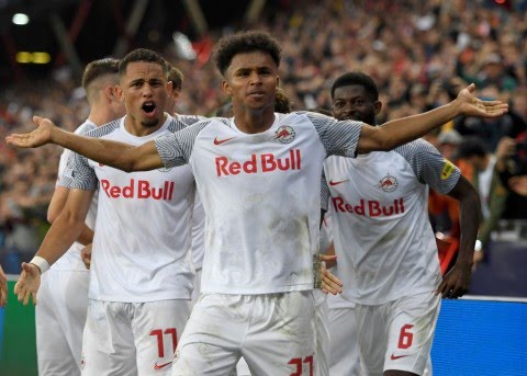 Karim Adeyemi rejects Man Utd huge offer for Dortmund move