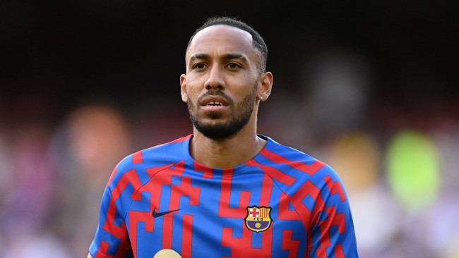 Chelsea to hold emergency talks with Barcelona over Aubameyang
