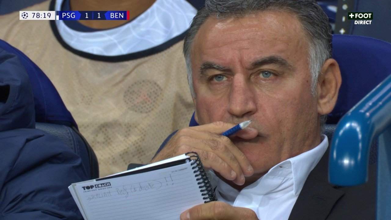 Fans spot message on PSG manager’s notepad aimed at ‘unhappy’ Mbappe