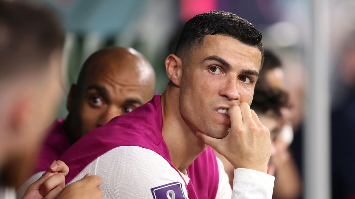 Ronaldo memecah keheningan setelah dijatuhkan ke bangku saat Portugal mengalahkan Swiss