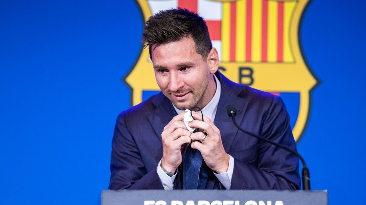 Lionel Messi called “a sewer rat” by former Barcelona chief in leaked WhatsApp messages