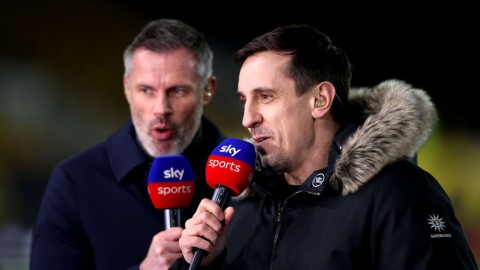 Carragher mocks Gary Neville over criticism of Arsenal star