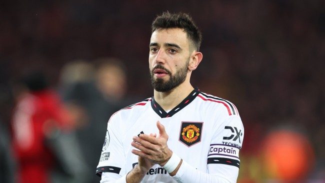 Erik ten Hag makes decision on stripping Fernandes of Man Utd captaincy