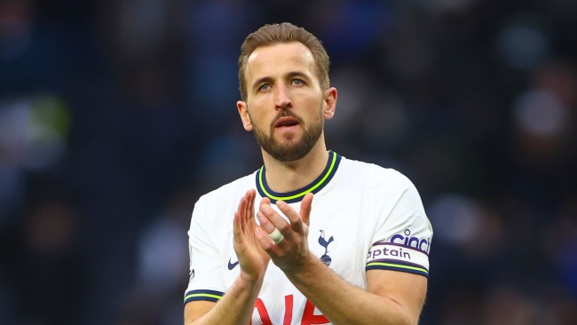 Tottenham respond as Man Utd ready record bid to sign Harry Kane this summer