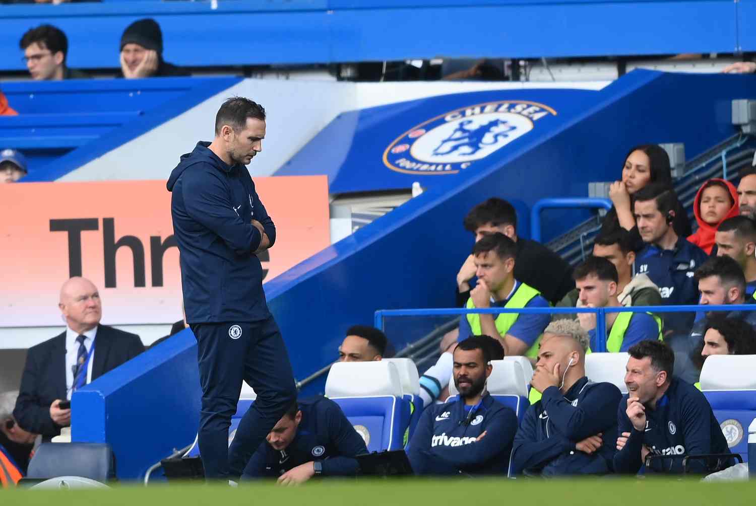 Fans fear Chelsea are ‘finished’ as they question Lampard after viral Kepa clip