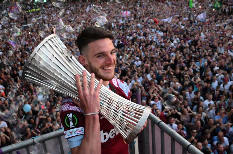 Declan Rice filmed revealing to fan which club he will be playing for next campaign l