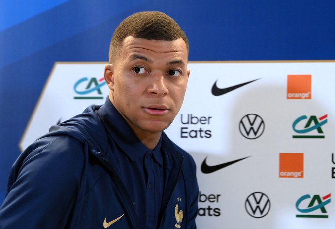 PSG ready to sell Kylian Mbappe to Man Utd with Qatar takeover closer