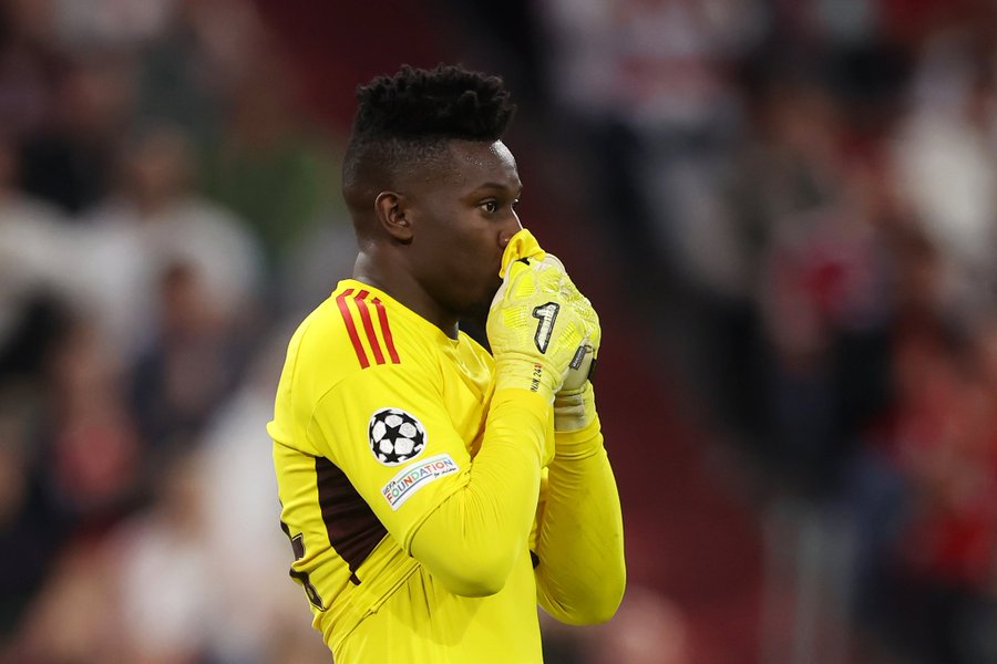 Andre Onana offered route out of Man Utd as Ten Hag considers drastic step