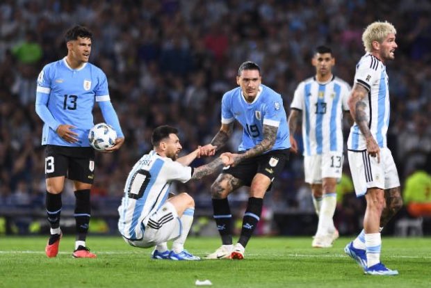 Messi lauds ‘excellent’ Darwin Nunez & explains why he makes Uruguay a good team