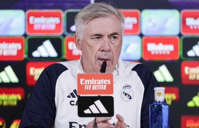 Carlo Ancelotti aims brutal dig at Xavi & says he won’t ‘stoop to his level’