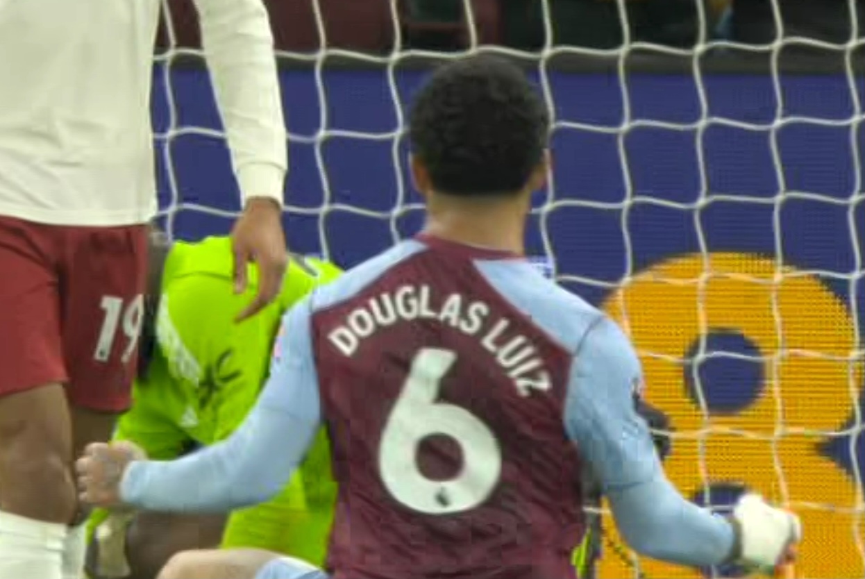 Ferdinand pokes fun at Douglas Luiz after ‘celebration for the ages’ vs Man Utd
