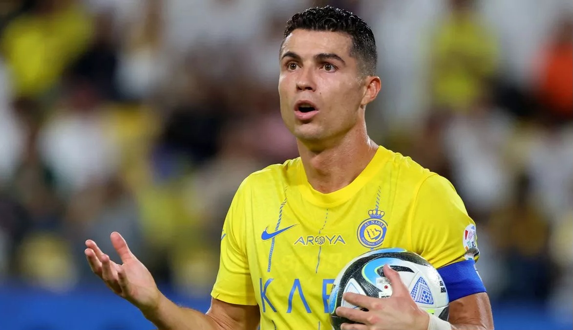 Cristiano Ronaldo makes Man Utd transfer demand after breaking down in tears