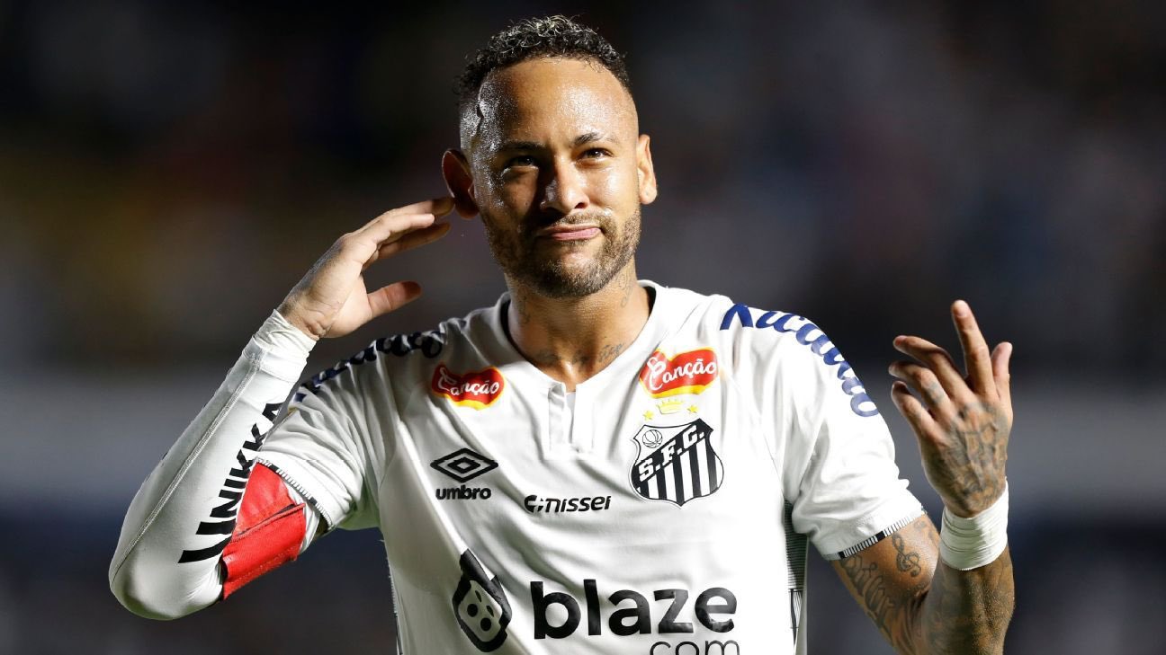 Neymar snubs Lionel Messi when naming the true ‘king’ of football & it could be controversial