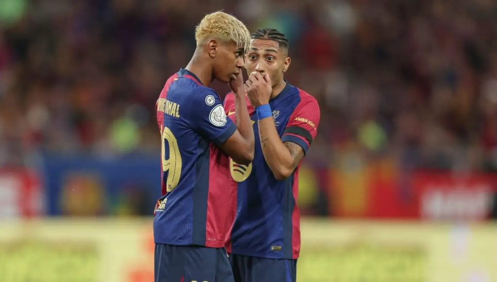 Barcelona star feels ‘betrayed’ by teammate & ‘threatens to leave’ after £127m Man Utd ‘offer’